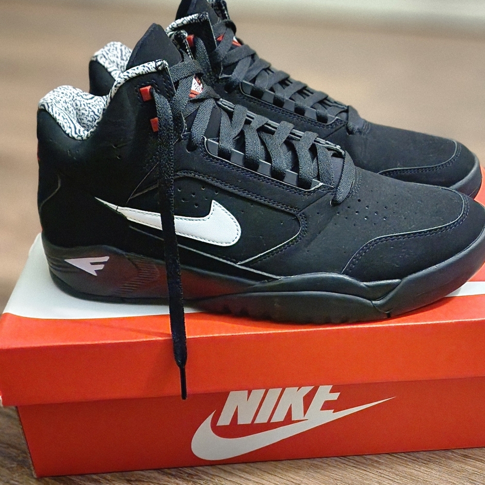 Nike Air Flight Lite Mid Men's Sneakers